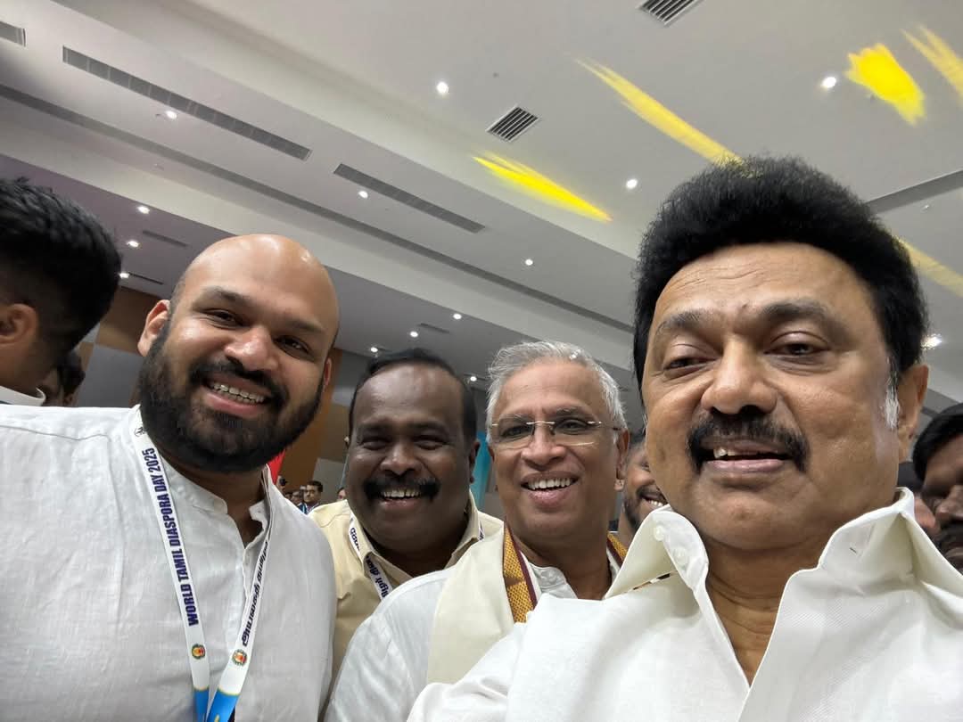 போலியான விளம்பர அரசியலில் மூழ்கியுள்ள தமிழ் அரசியல்வாதிகள்!